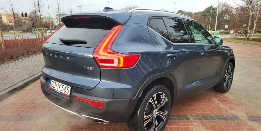 Volvo XC 40 cena 102500 przebieg: 175000, rok produkcji 2019 z Gdańsk małe 79
